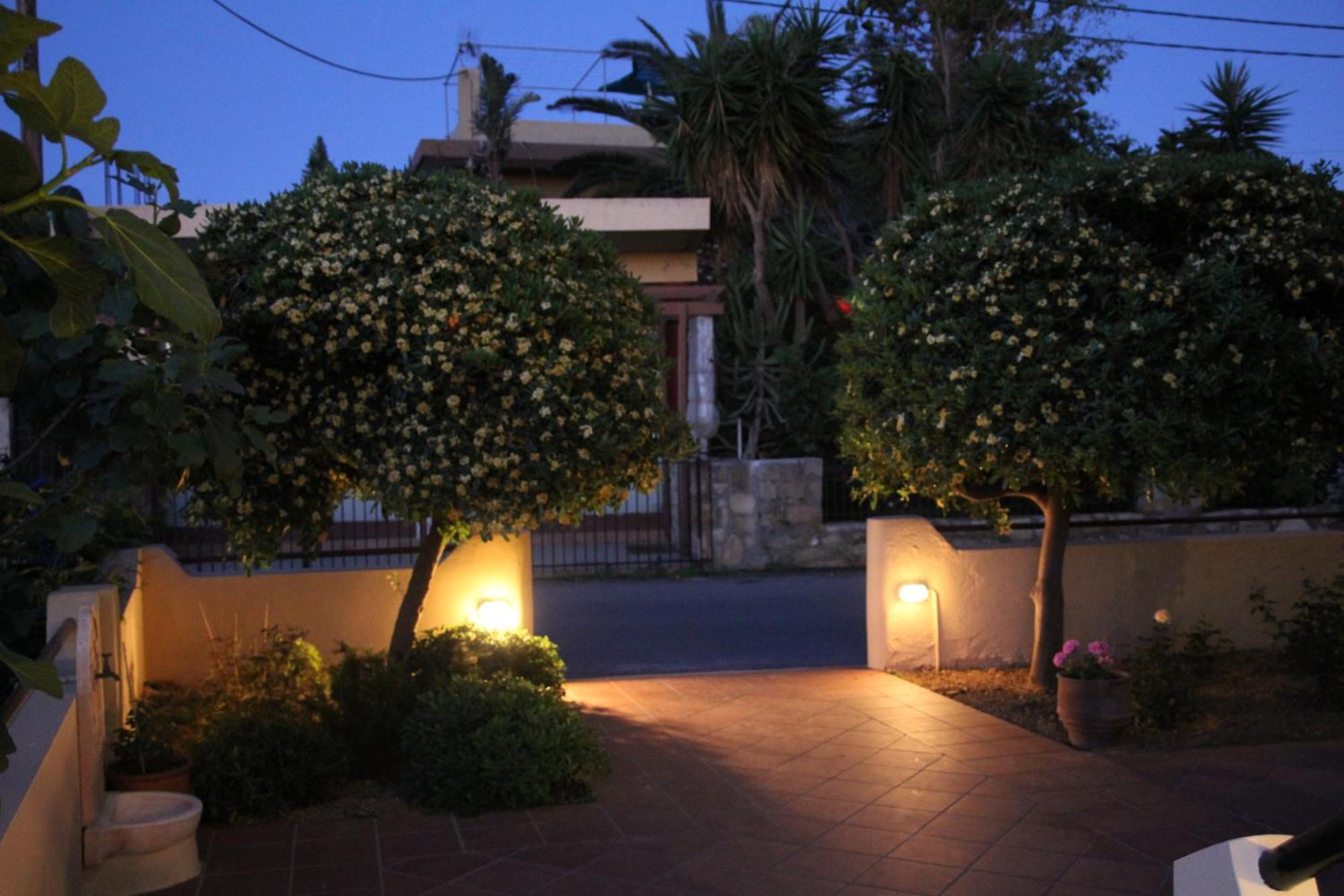 Argo Apartments Kato Daratso Exterior foto